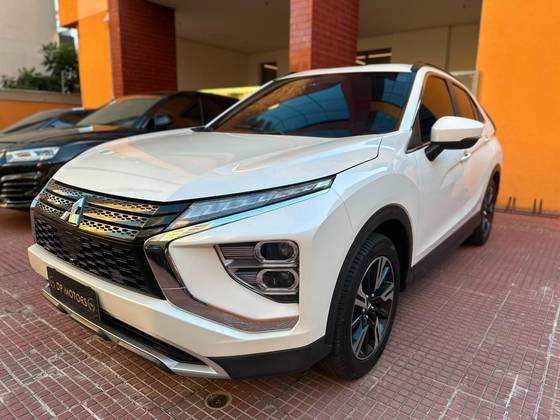 MITSUBISHI ECLIPSE CROSS 1.5 MIVEC TURBO GASOLINA GLS CVT MITSUBISHI ECLIPSE CROSS 1.5 MIVEC TURBO GASOLINA GLS CVT